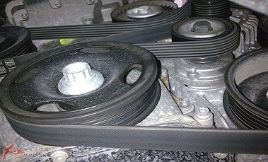 Symptoms of a Bad or Failing Serpentine/Drive Belt