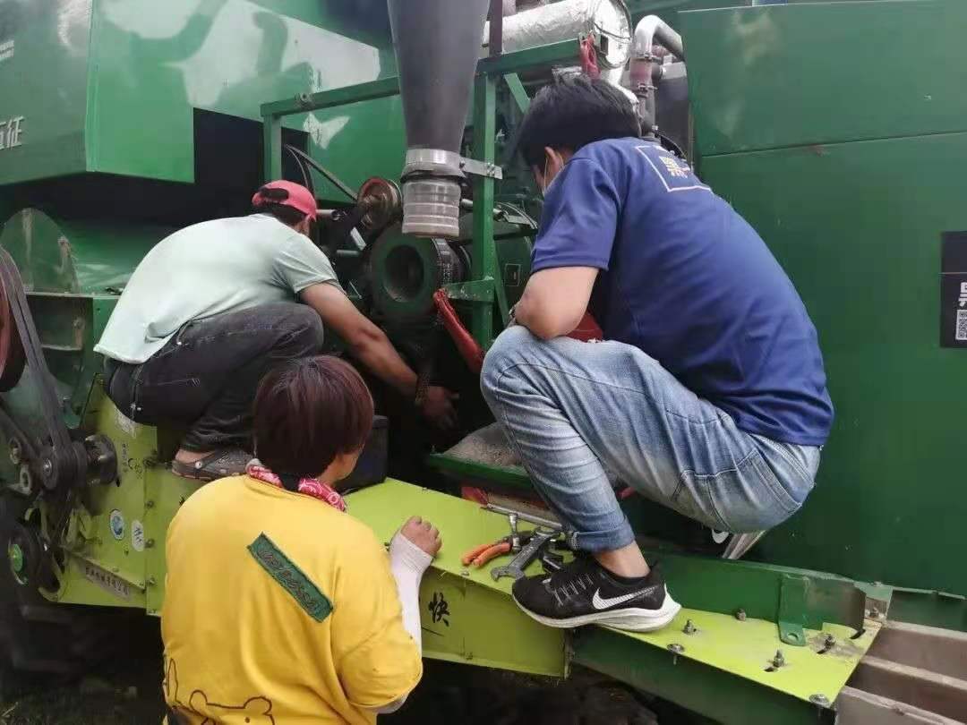 what problems should attention in the process of installation and use of harvester belt