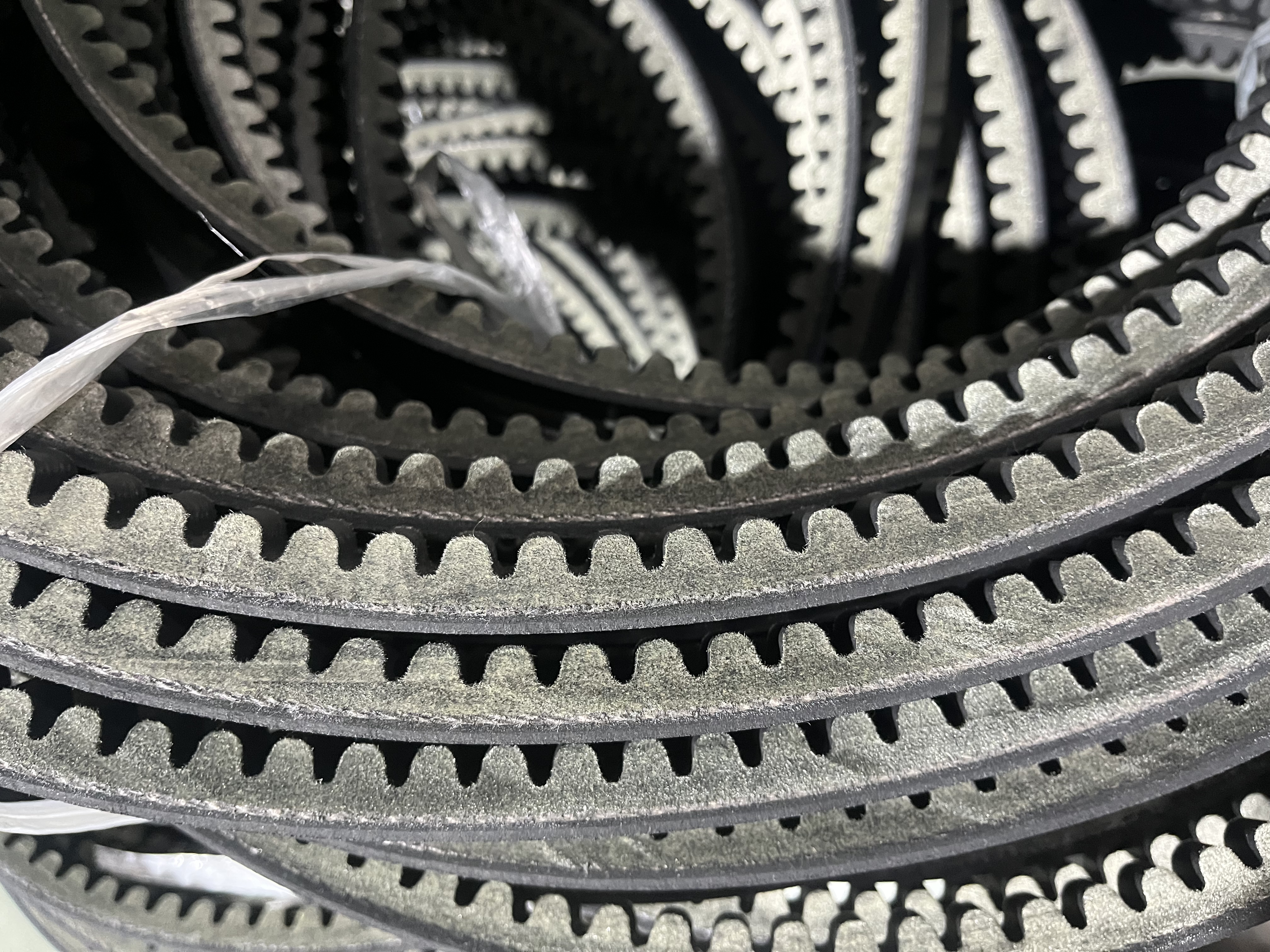 EPDM 2AV13X,2AV15X,2AV17X Rubber V Belt Manufacture Support Customozied